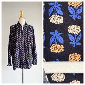 ANN TAYLOR Black and Blue Bold Floral Button Down Medium